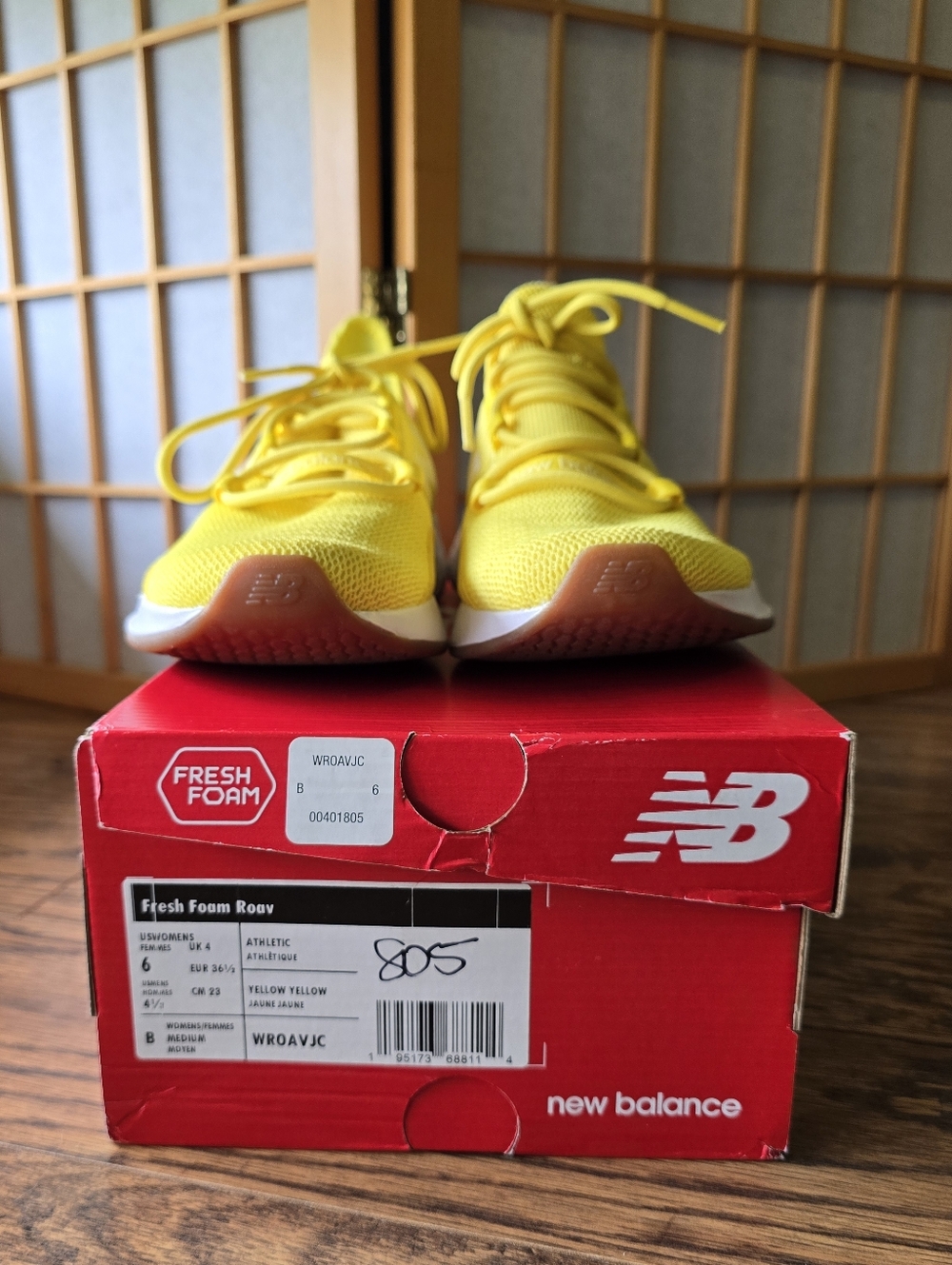 New Balance Fresh Foam ROAV Training Shoes NWT - Women's Size 6 - Picture 8 of 10